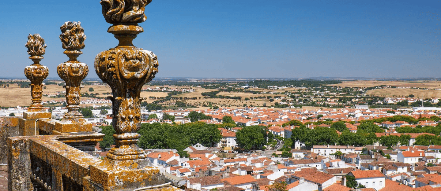 Évora